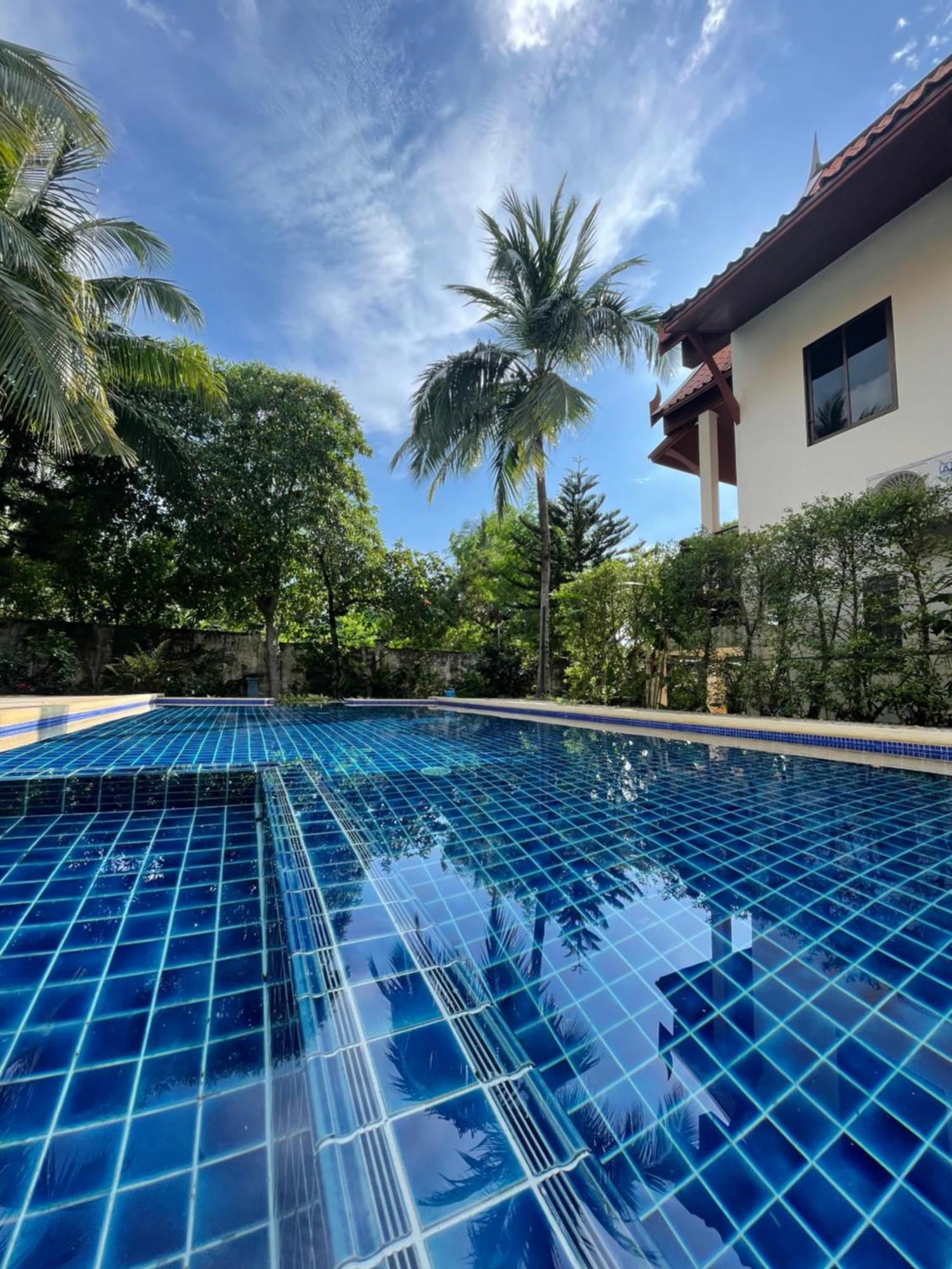 Aisawan Resort Villa Ban Lum Fuang Екстер'єр фото